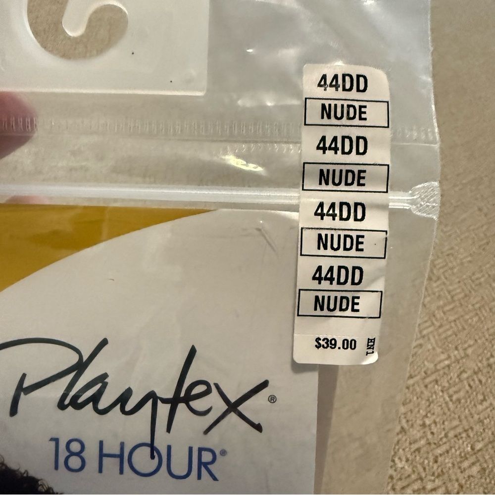Playtex 18 Hour Ultimate Lift & Support 4745 Wirefree 44DD Nude Bra NWT - Picture 4 of 7